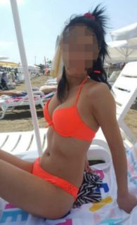 Tatlı ve çekici escort Uysal