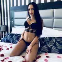 Herkese layık bir escort Zeynep